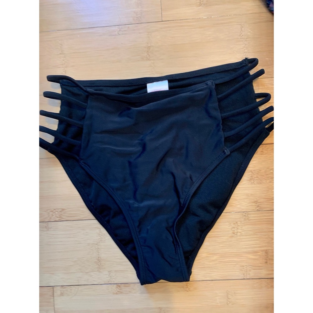 Women’s Caged High Waist Bikini Bottom